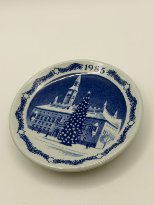 Vintage 1985 Royal Copenhagen Mini Christmas Plate – Townhall of Copenhagen